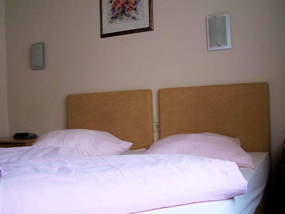Hotel Kriemhilde Worms Esterno foto